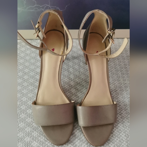 #55~Nine West heels - Picture 2 of 4